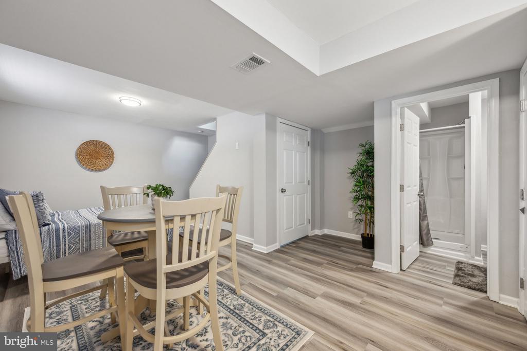 8223 BEAR CREEK DRIVE