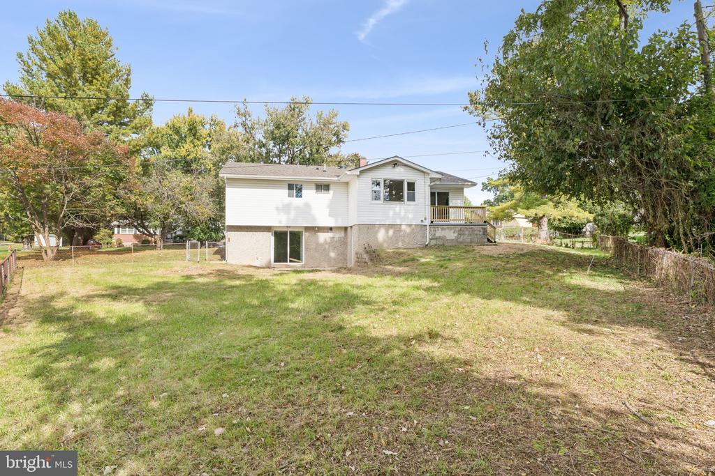 3402 COURTLEIGH DRIVE