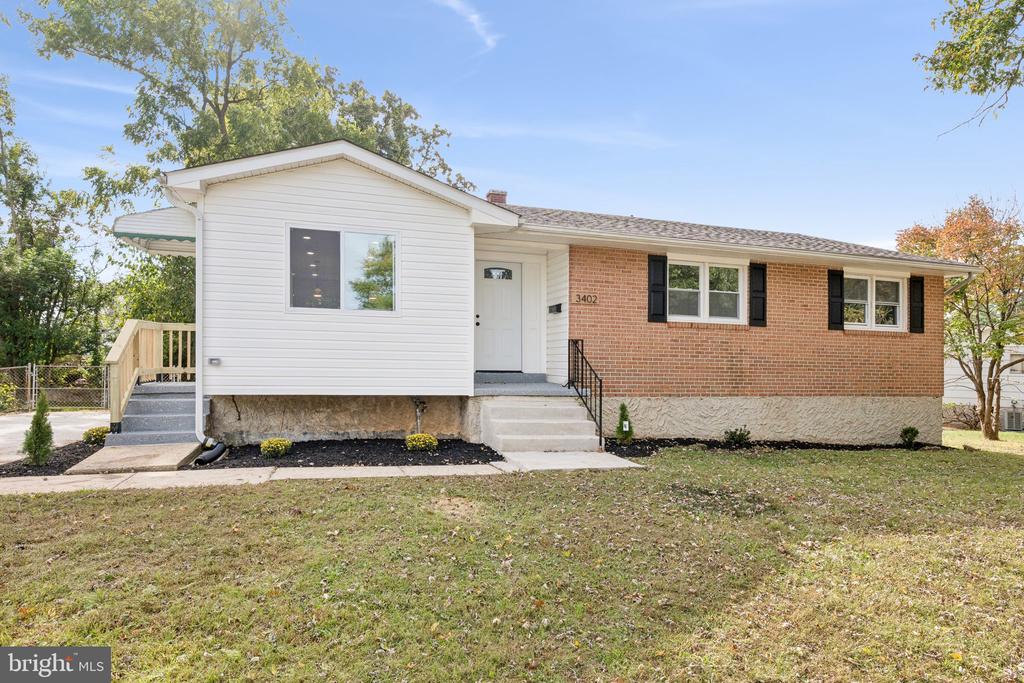 3402 COURTLEIGH DRIVE