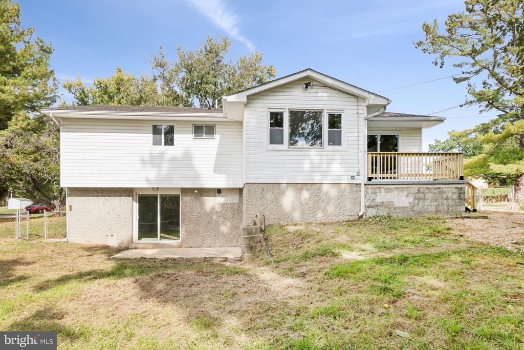 3402 COURTLEIGH DRIVE