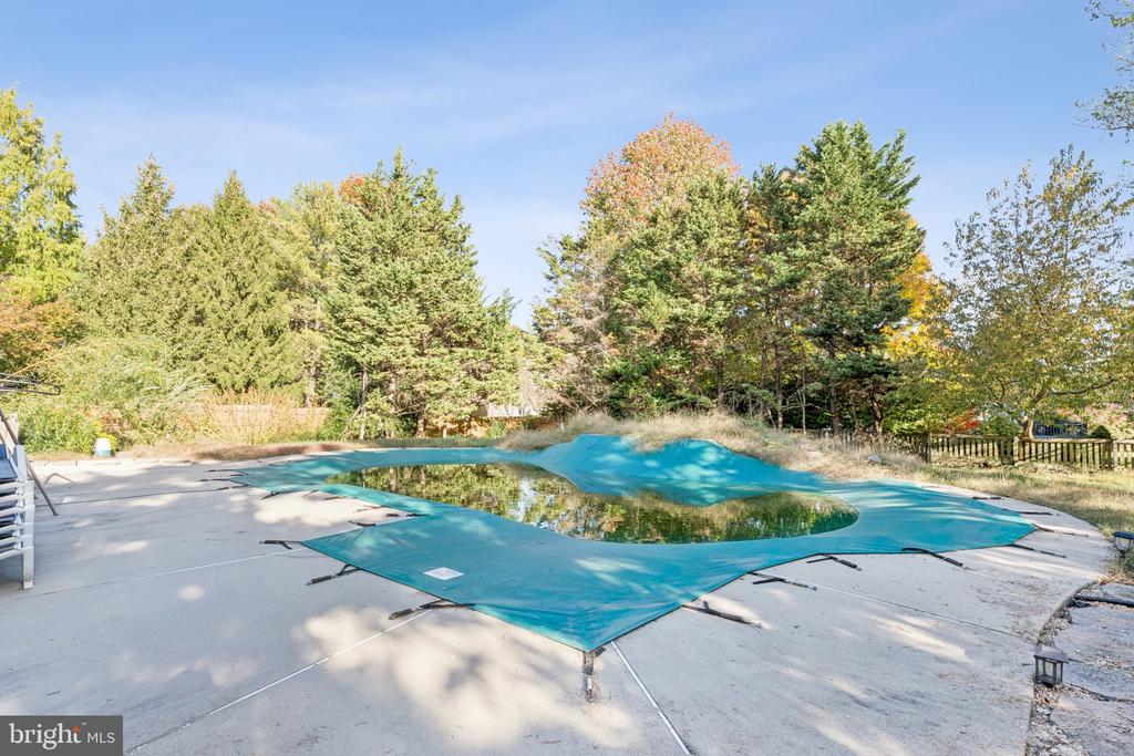 3649 EPPING FOREST WAY
