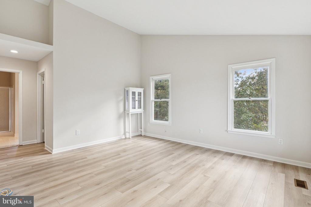 3649 EPPING FOREST WAY