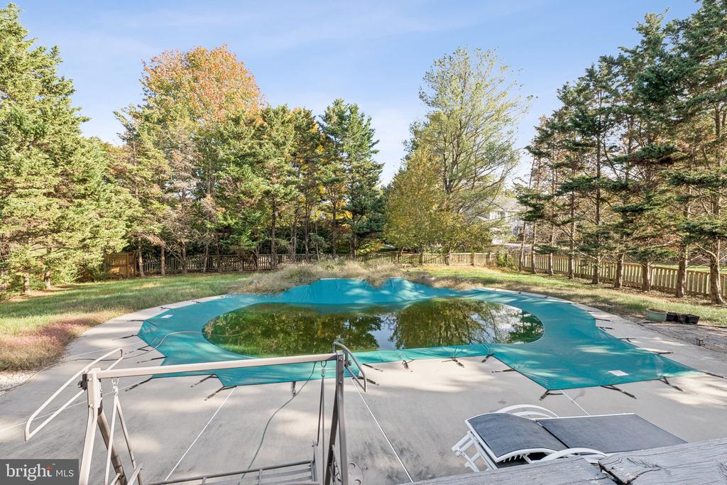 3649 EPPING FOREST WAY