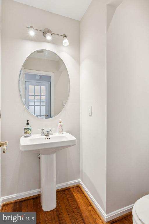 3649 EPPING FOREST WAY