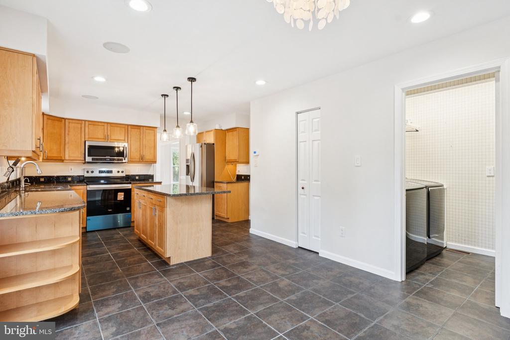 3649 EPPING FOREST WAY