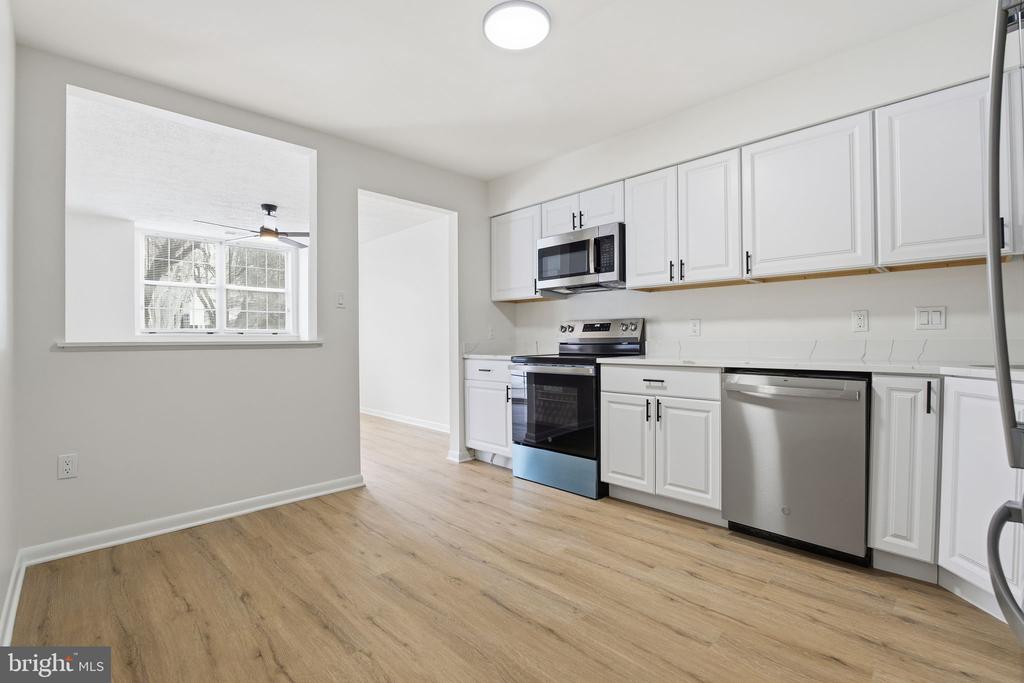 2201 WOODBOX LANE Unit: 2201A