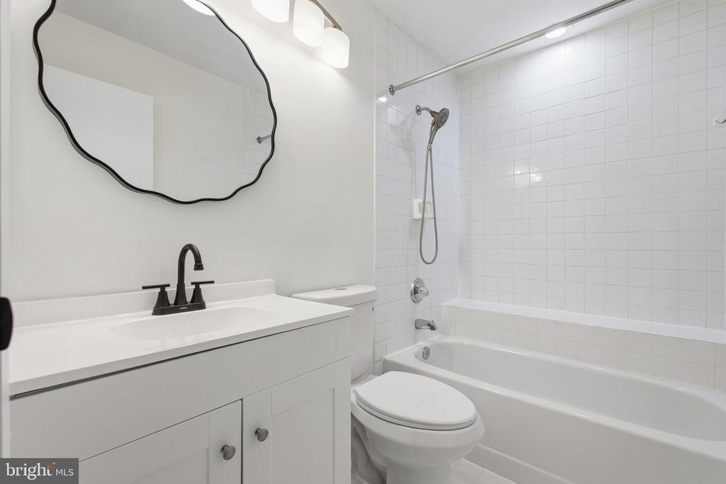 2201 WOODBOX LANE Unit: 2201A