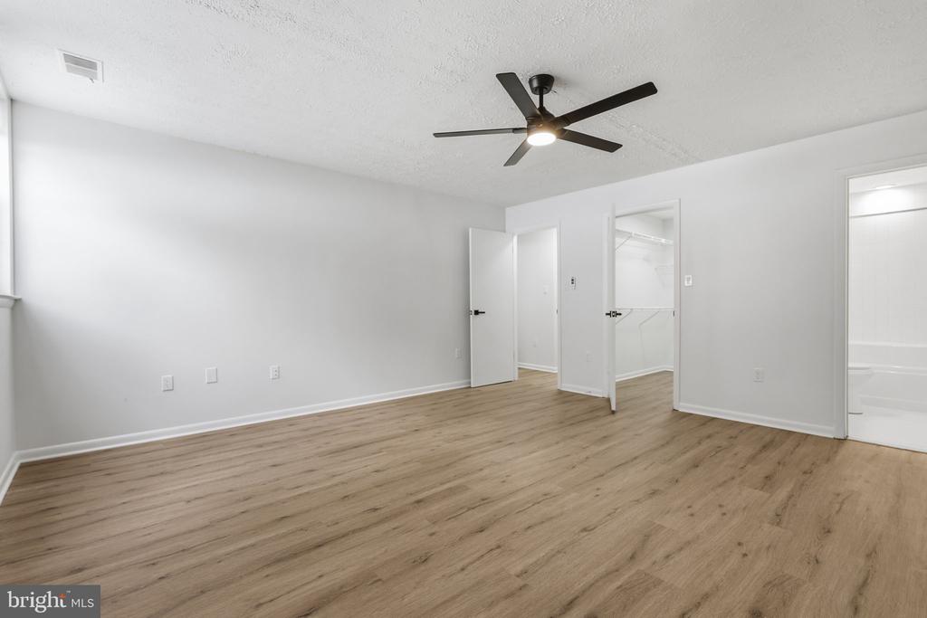 2201 WOODBOX LANE Unit: 2201A