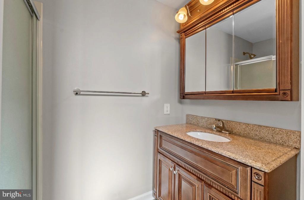 2528 WENDOVER ROAD Unit: A