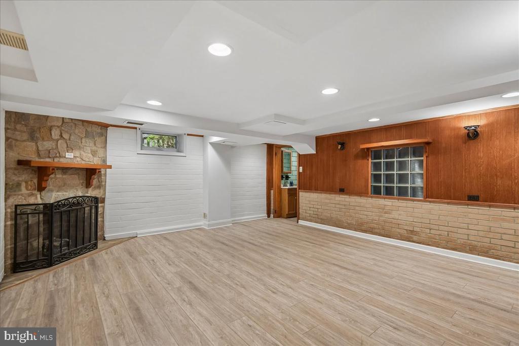 9412 DANA VISTA ROAD