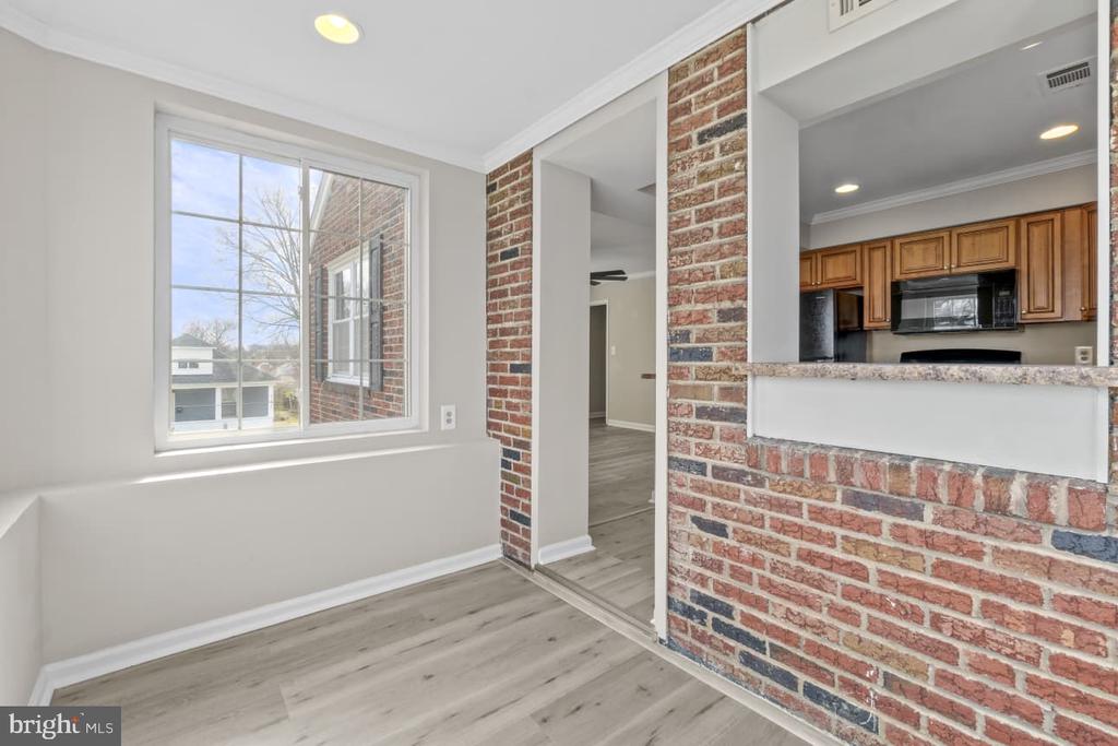 2528 WENDOVER ROAD Unit: B