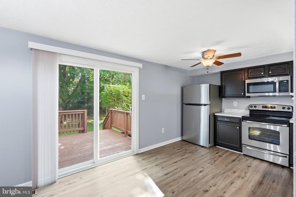 2013 CEDAR BARN WAY