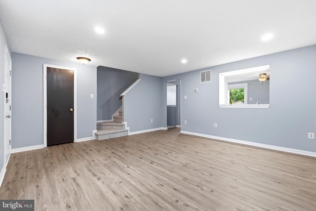 2013 CEDAR BARN WAY