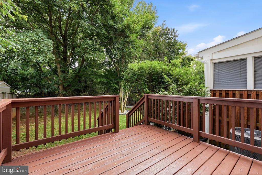 2013 CEDAR BARN WAY
