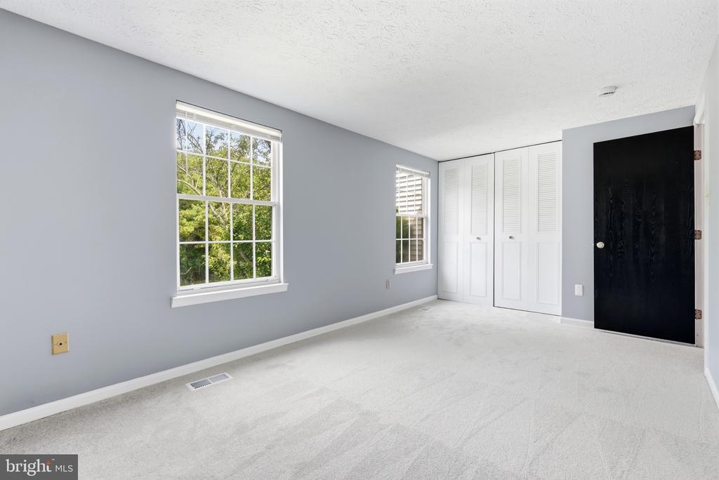 2013 CEDAR BARN WAY