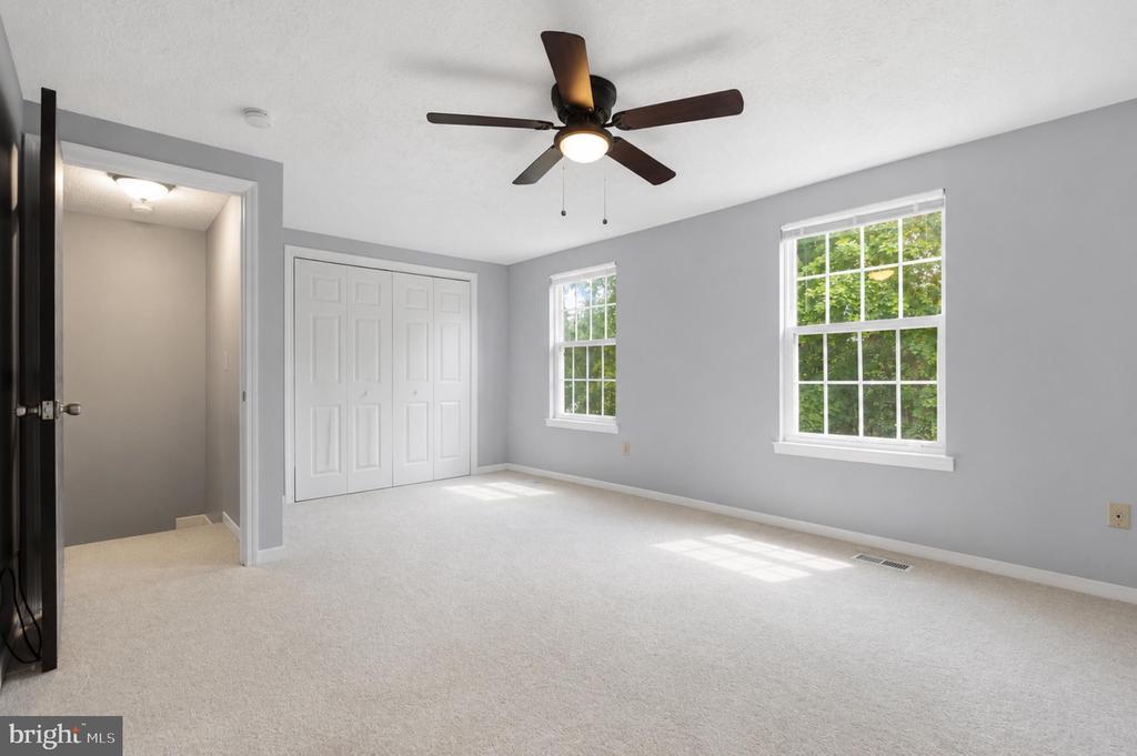 2013 CEDAR BARN WAY