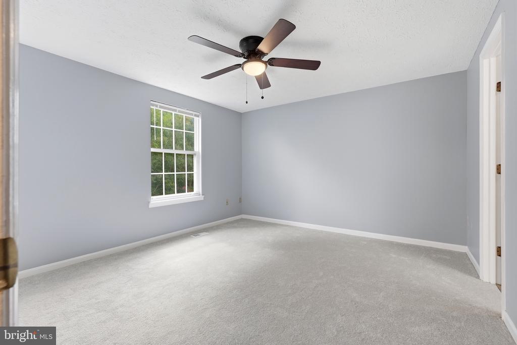 2013 CEDAR BARN WAY