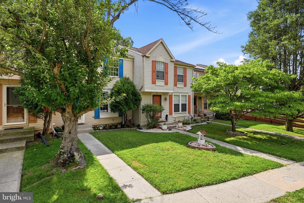 2013 CEDAR BARN WAY