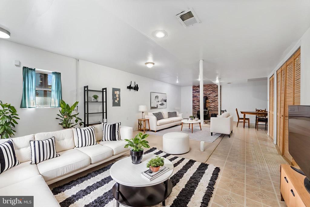 11624 DEADWOOD DRIVE