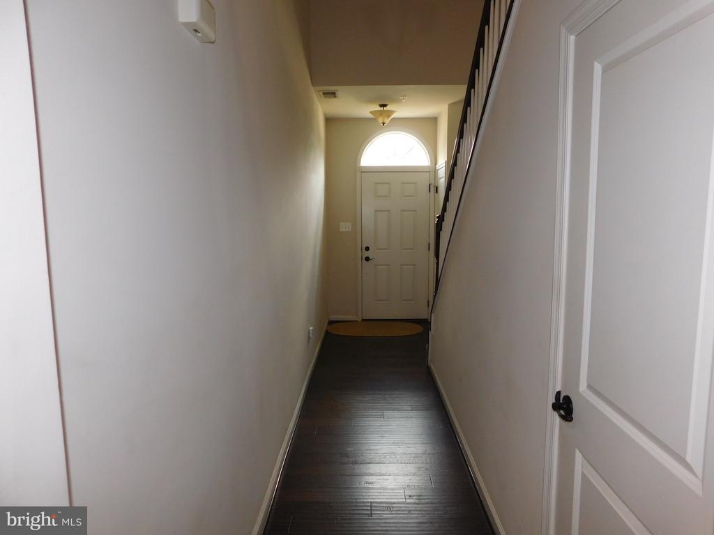 3215 SHADOW PARK LANE