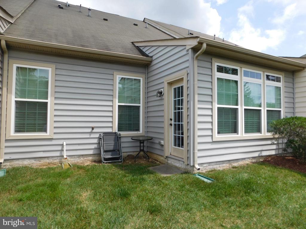 3215 SHADOW PARK LANE