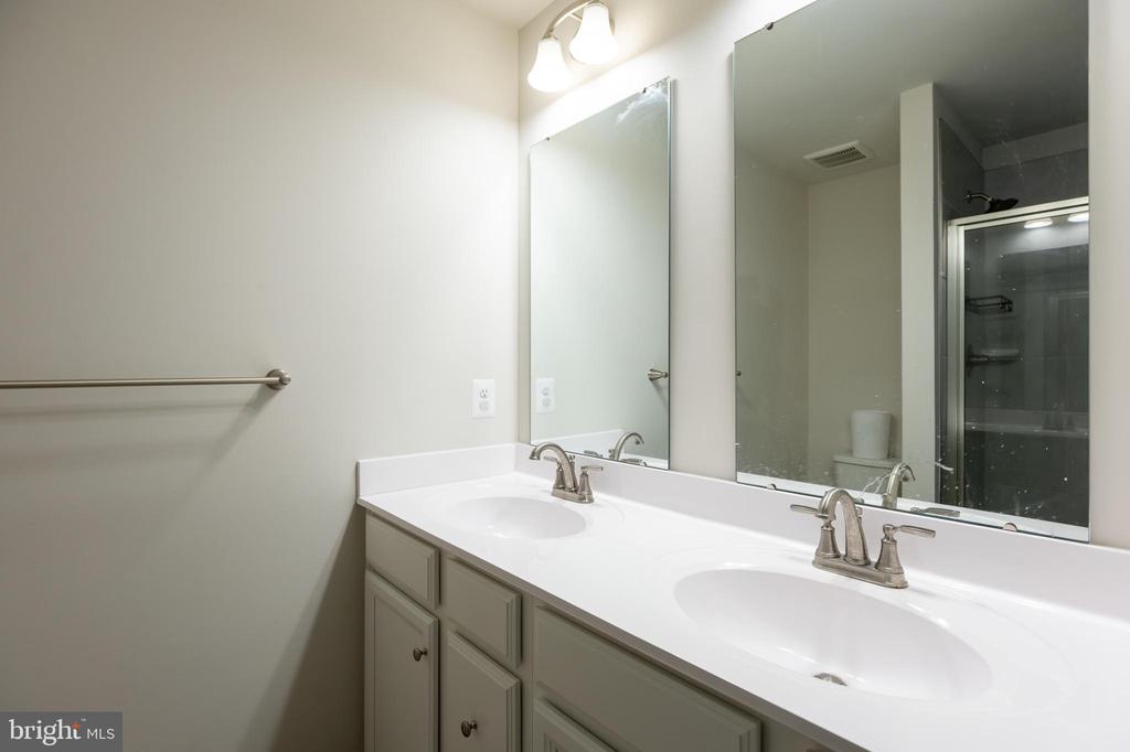 17 KENAI PLACE