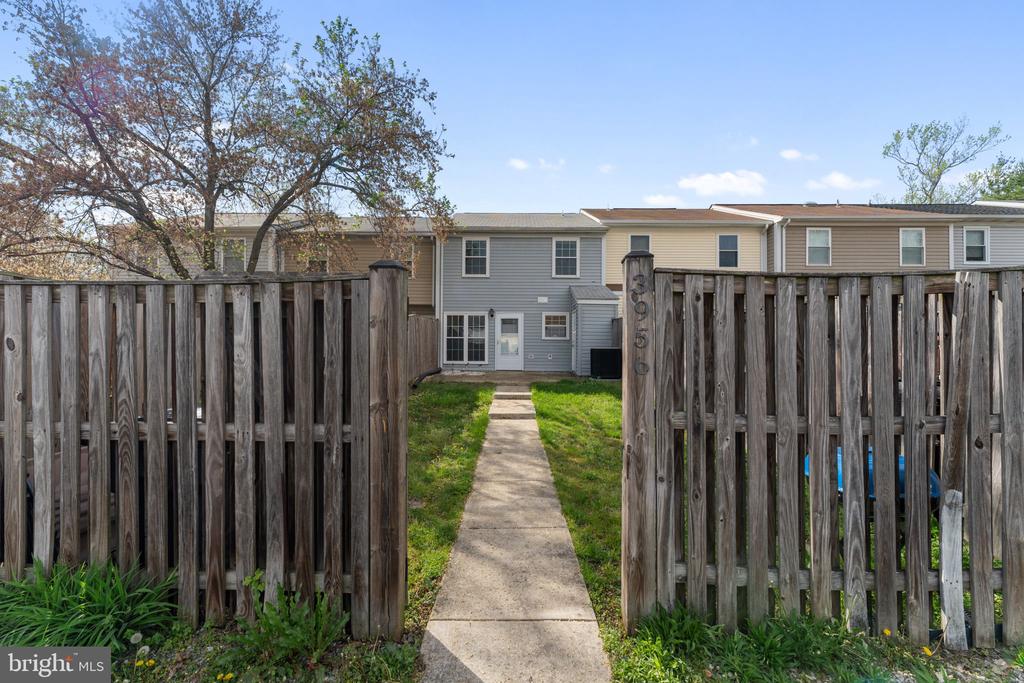 3956 NORTHGATE PLACE