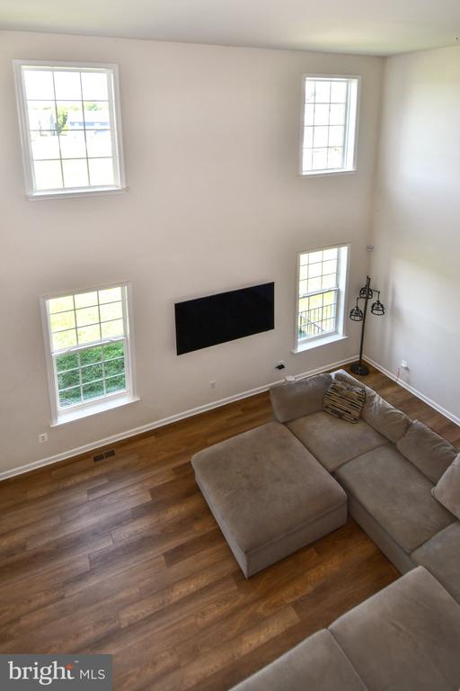 6677 TIMBER RIDGE LANE