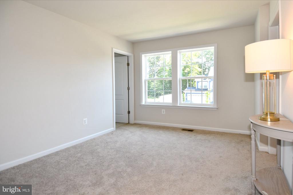 6677 TIMBER RIDGE LANE