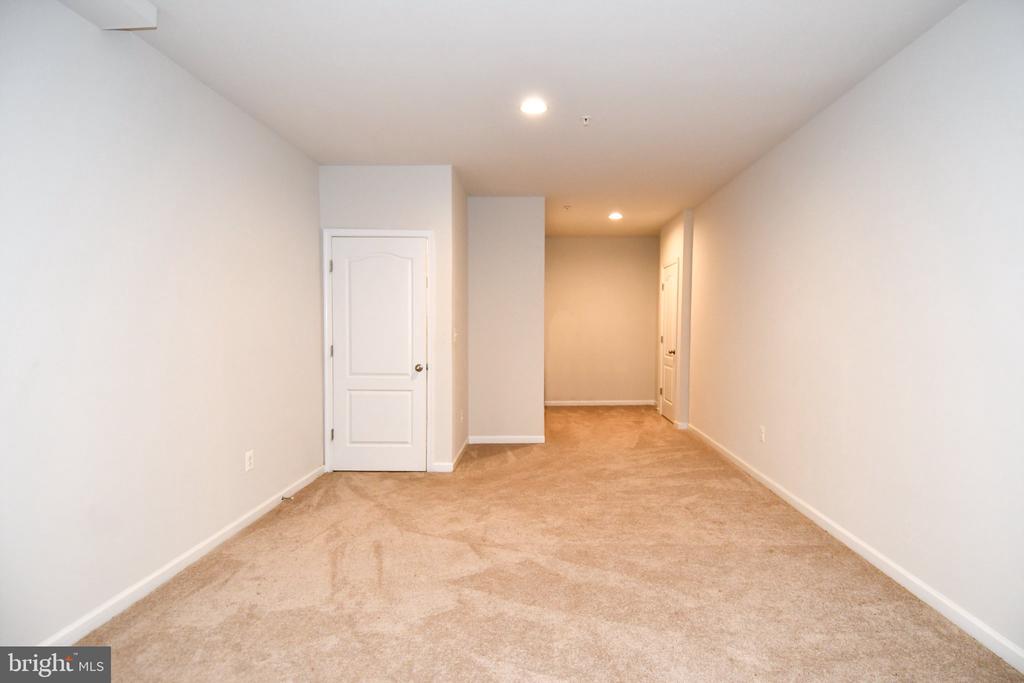 6677 TIMBER RIDGE LANE