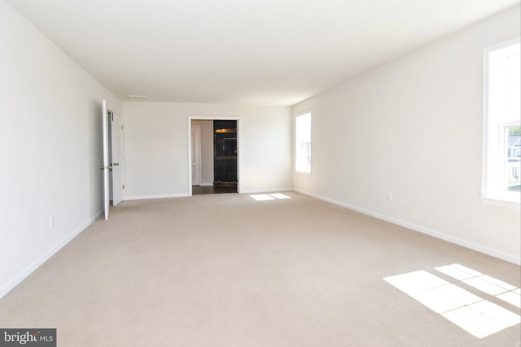 6677 TIMBER RIDGE LANE