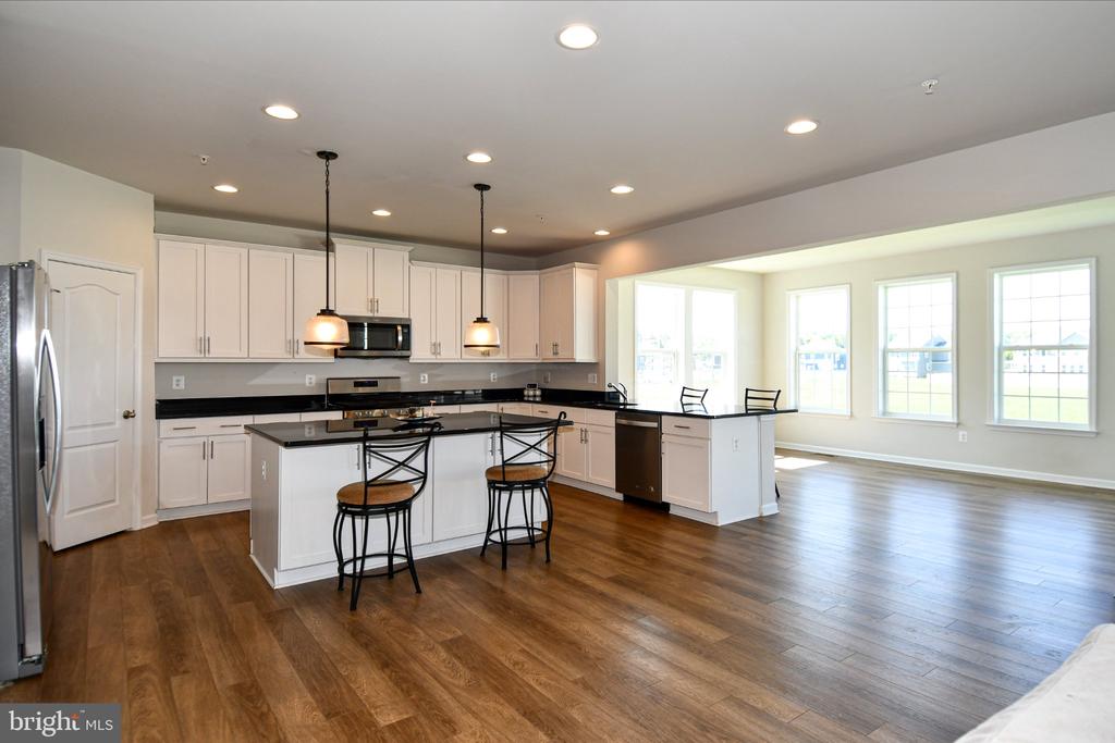 6677 TIMBER RIDGE LANE