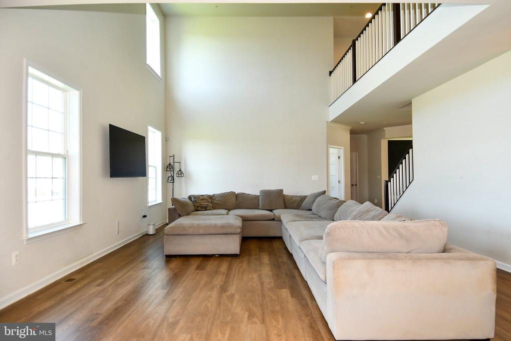 6677 TIMBER RIDGE LANE