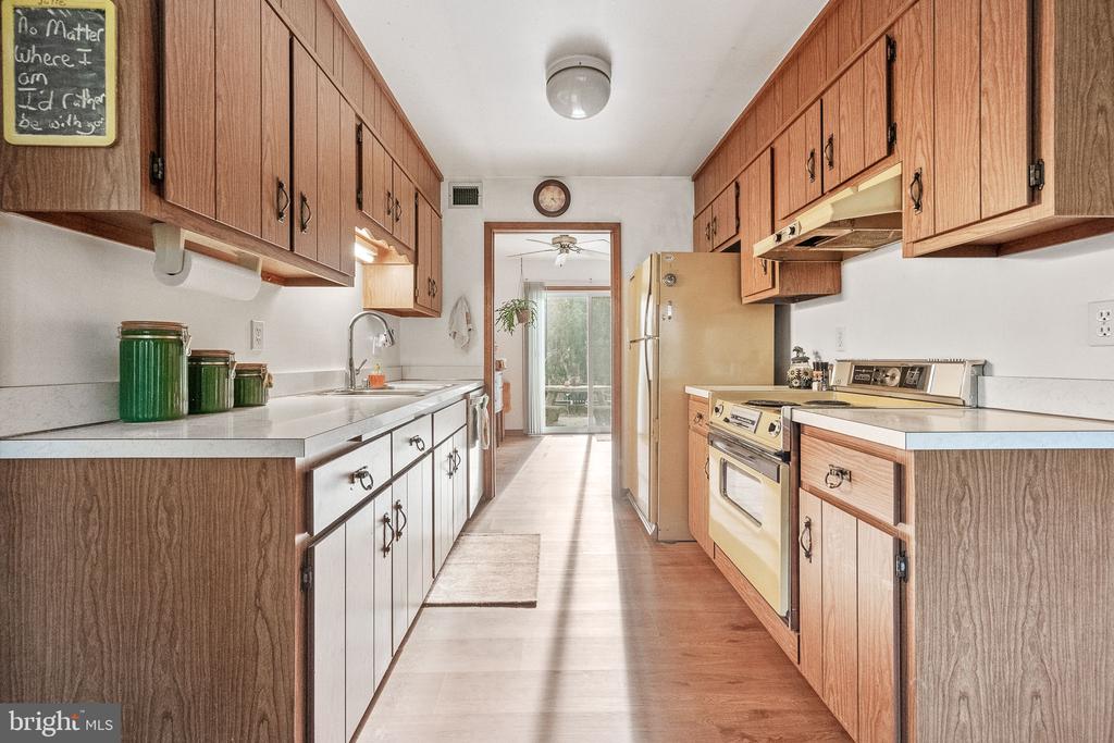 1229 BUCKHORN ROAD