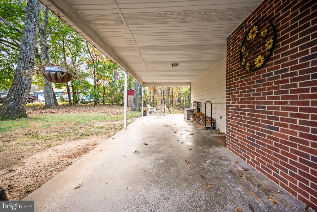 1229 BUCKHORN ROAD
