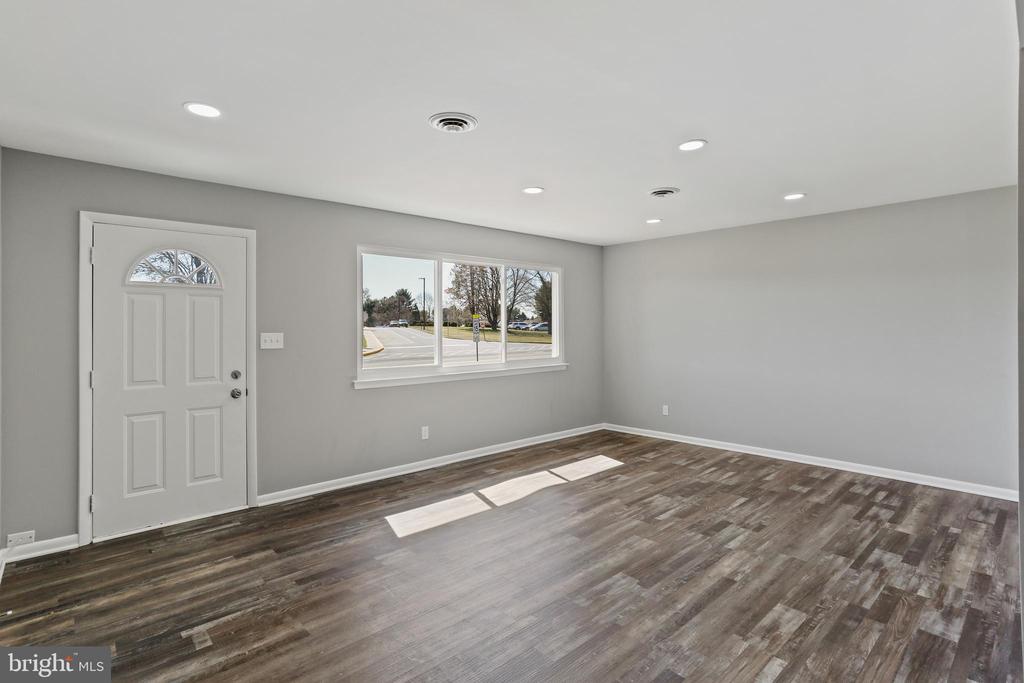 1024 JOHNSVILLE ROAD
