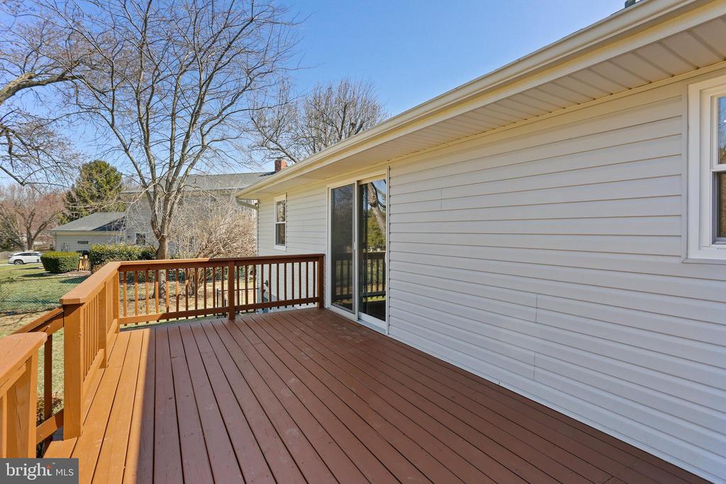 1024 JOHNSVILLE ROAD