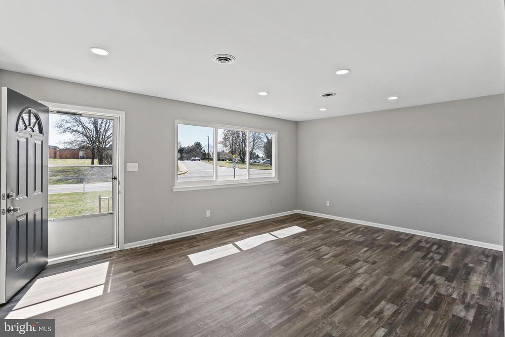 1024 JOHNSVILLE ROAD