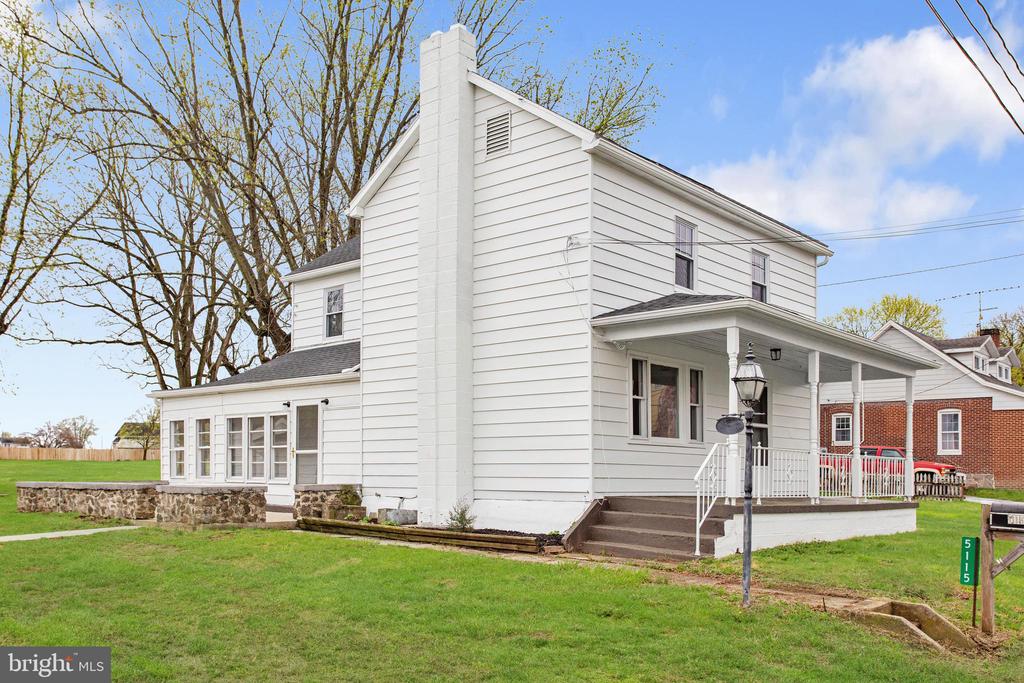 5115 HARNEY ROAD