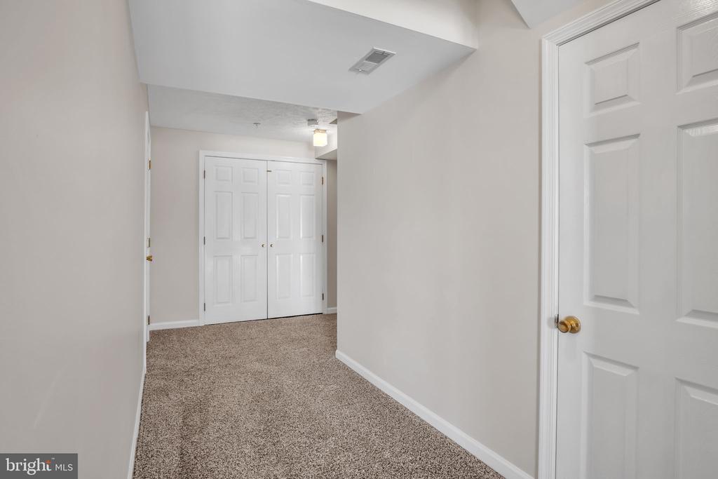 4660 MARKSMAN COURT