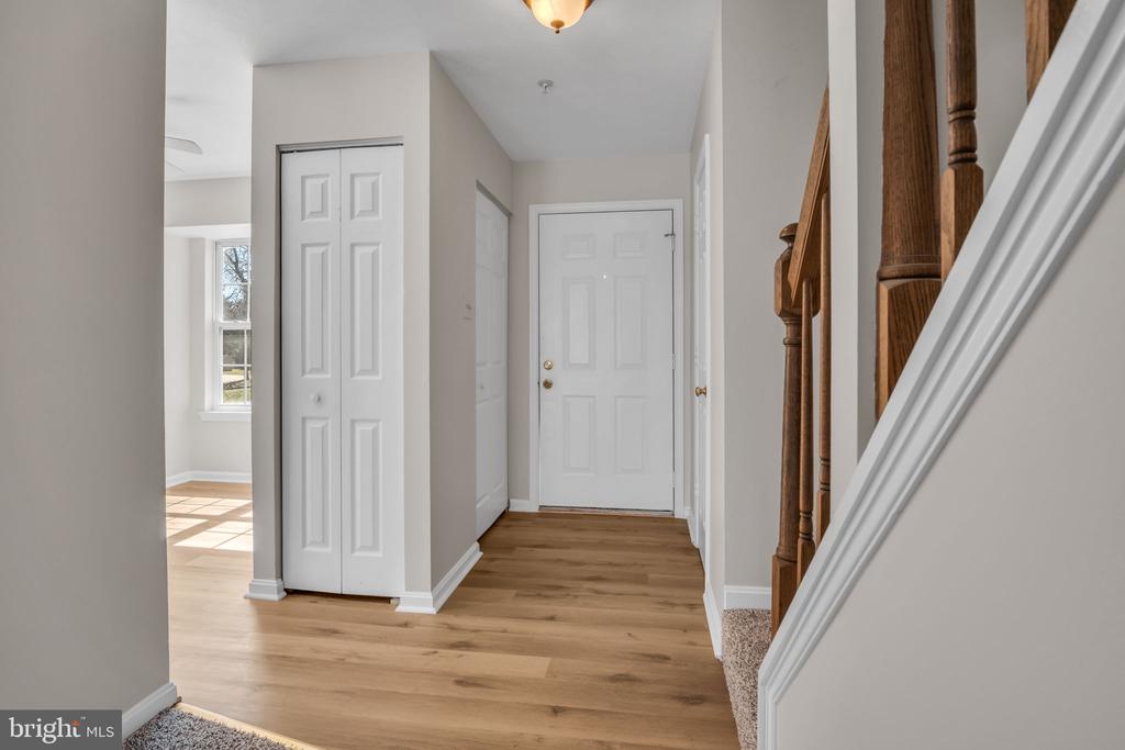 4660 MARKSMAN COURT