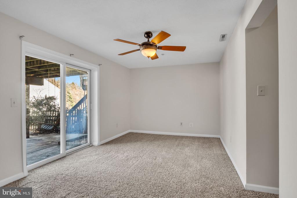 4660 MARKSMAN COURT