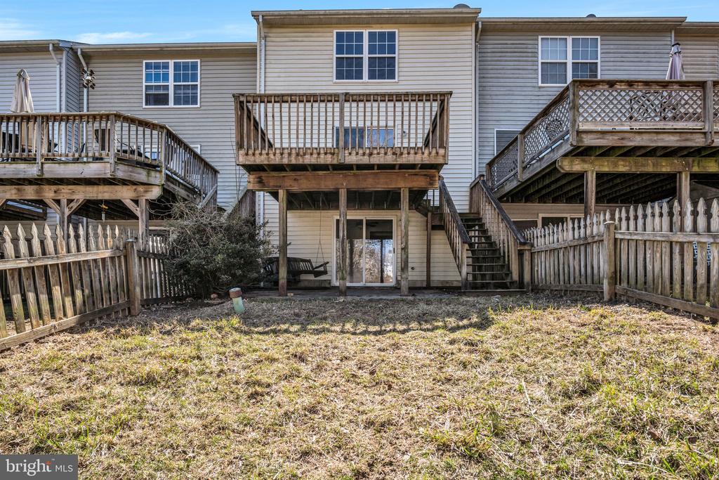4660 MARKSMAN COURT