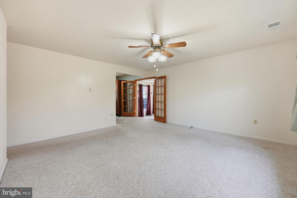 2133 MAYBERRY ROAD
