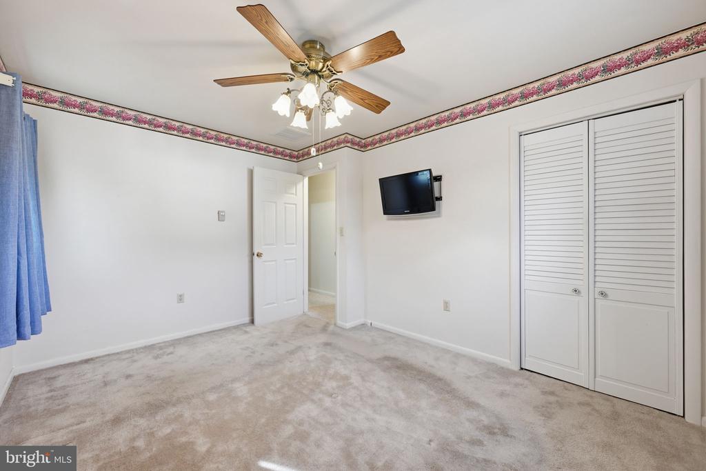 2133 MAYBERRY ROAD