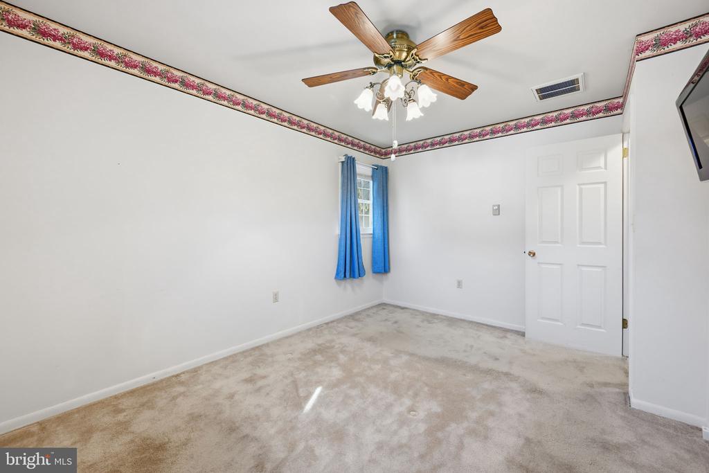 2133 MAYBERRY ROAD