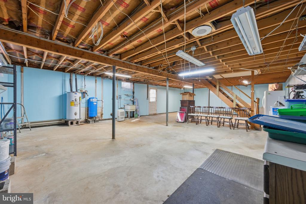 2133 MAYBERRY ROAD