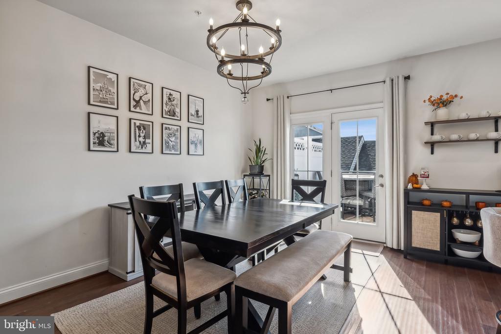 1212 SHENANDOAH SQUARE SOUTH