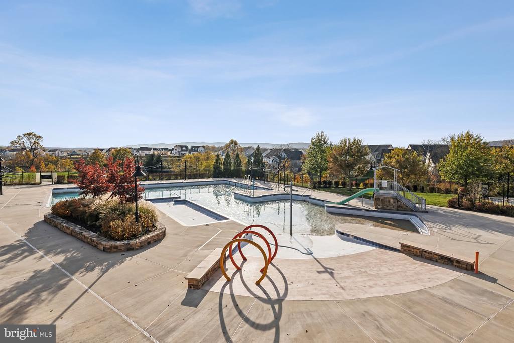 1212 SHENANDOAH SQUARE SOUTH