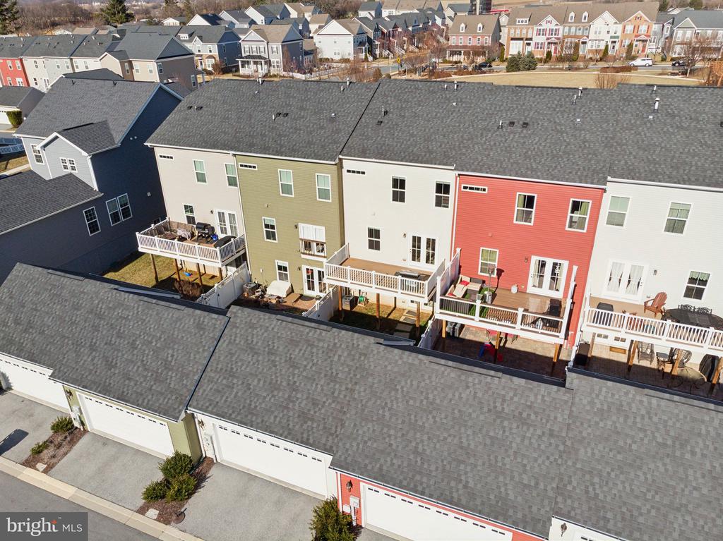 1214 SHENANDOAH SQUARE S